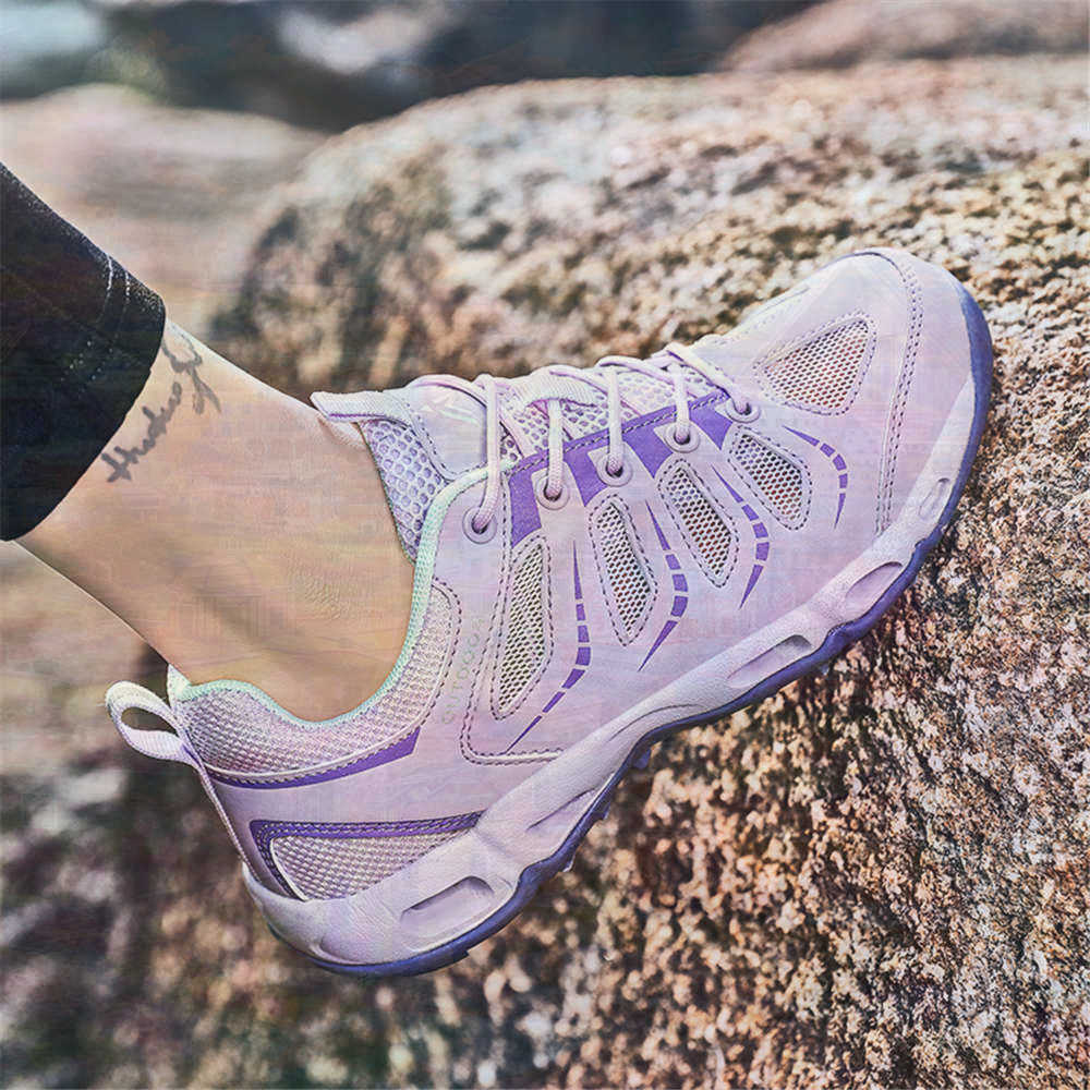 Sumer Round Tip Silver Sneaker - đánh giá và giá Home Office For Two