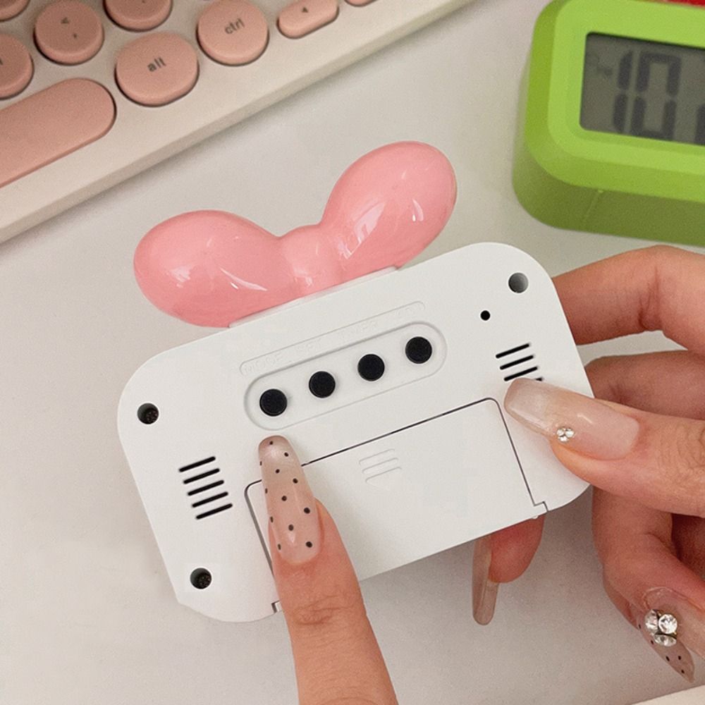 Cute Bowknot LED Digital Clock - đánh giá và giá Led Desk Clock