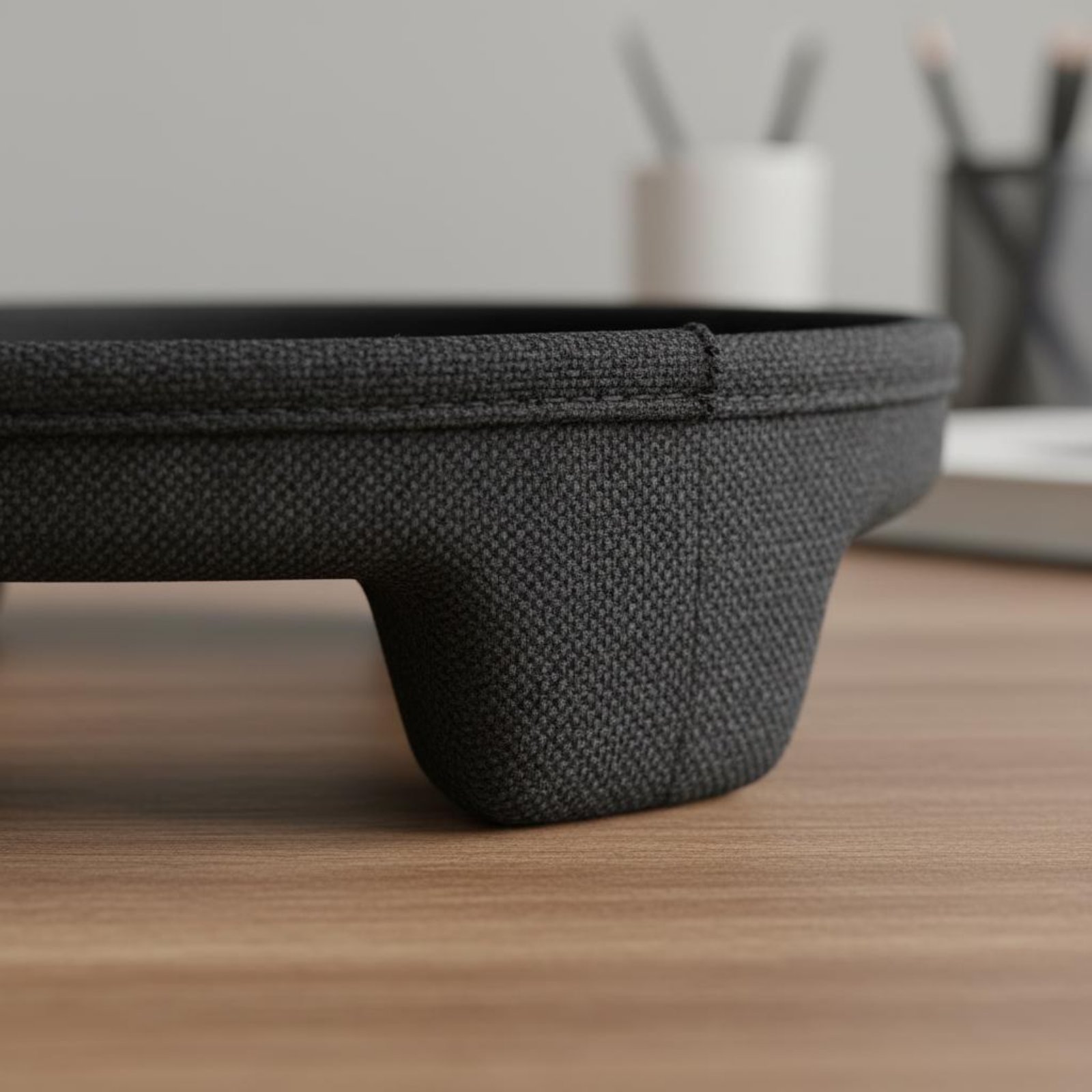 Aura Studio Stand Antivibratio - đánh giá và giá Home Office Minimalist