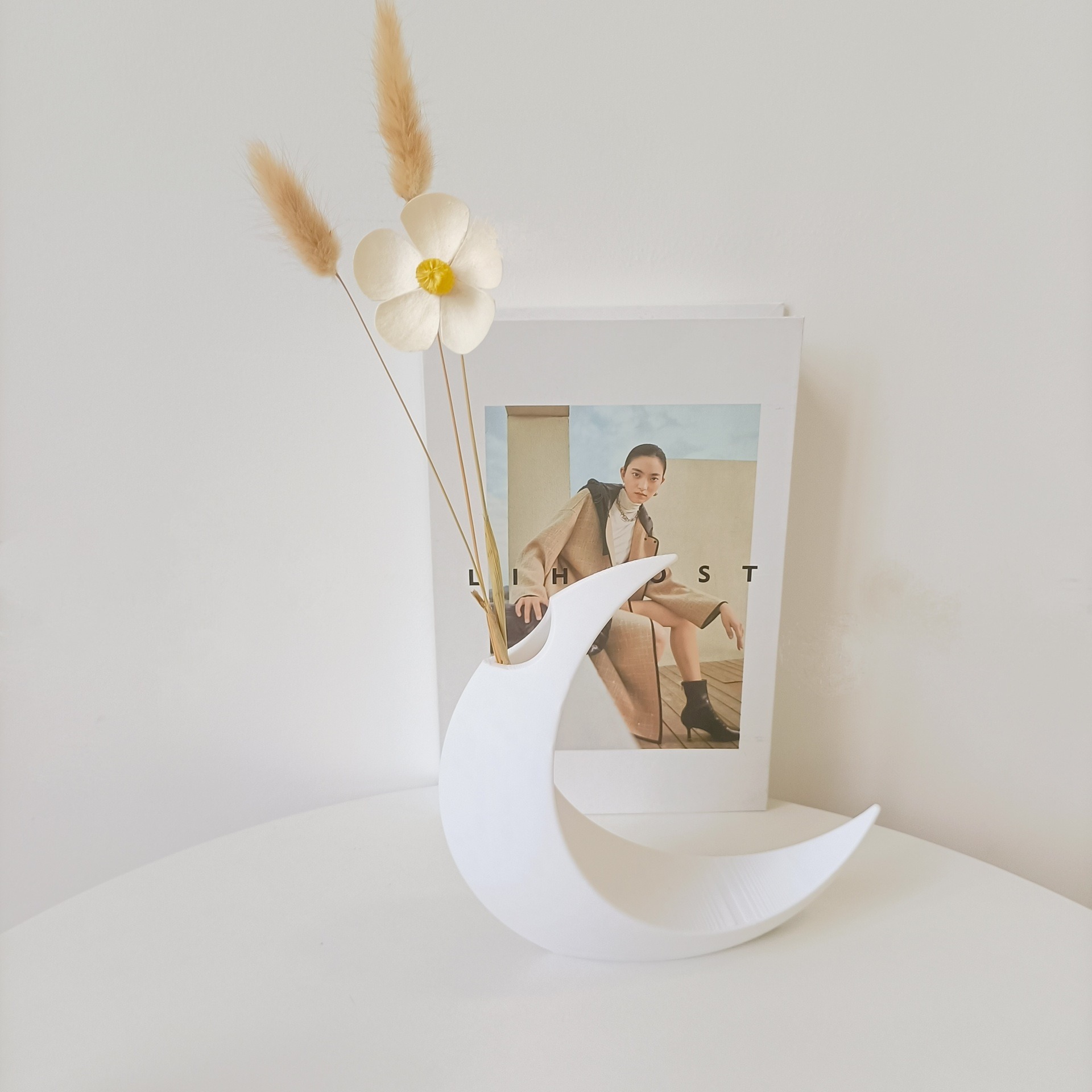 Two fashionable moon-style vas - đánh giá và giá Home Office For Two
